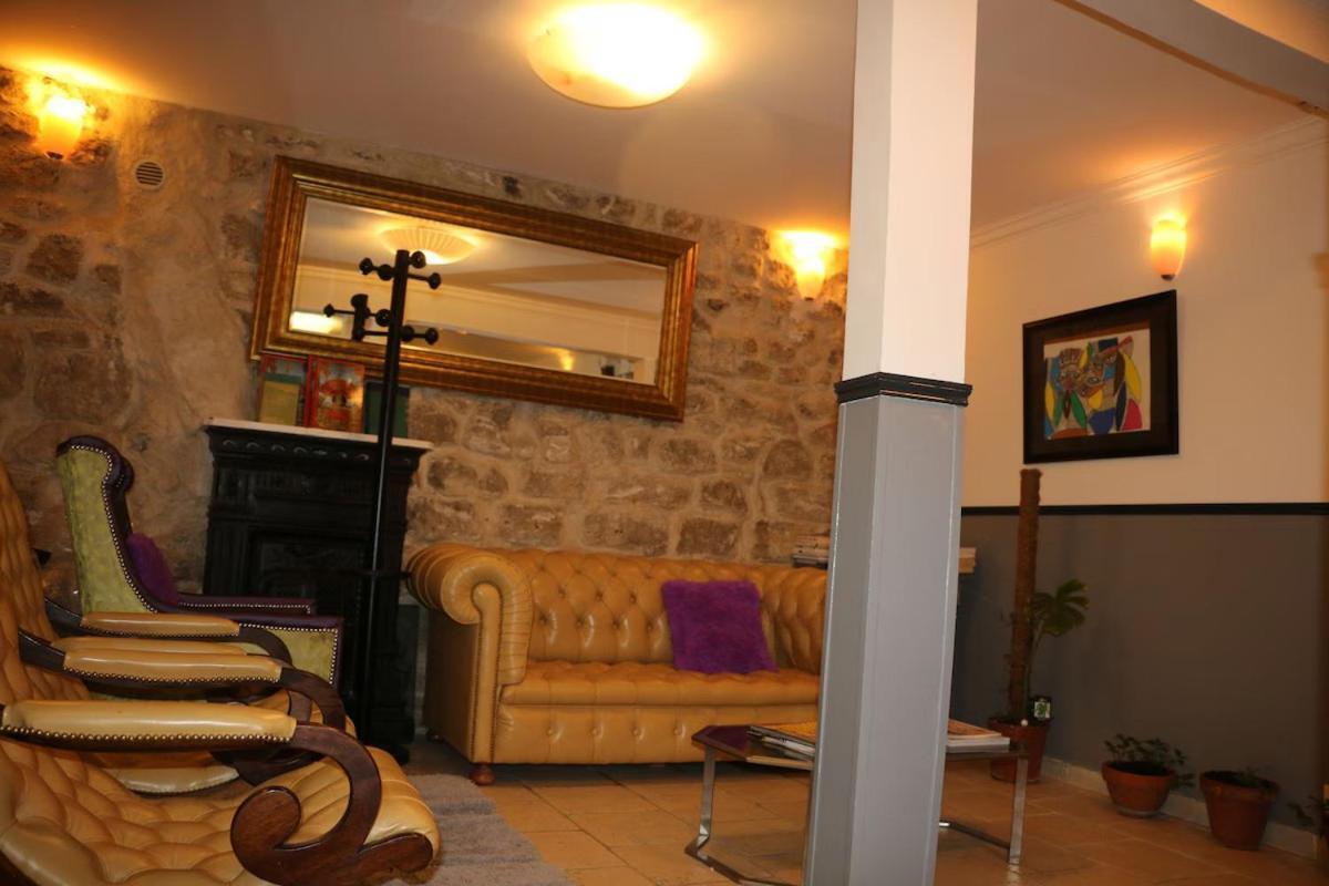 Hotel Clermont Montmartre Parigi